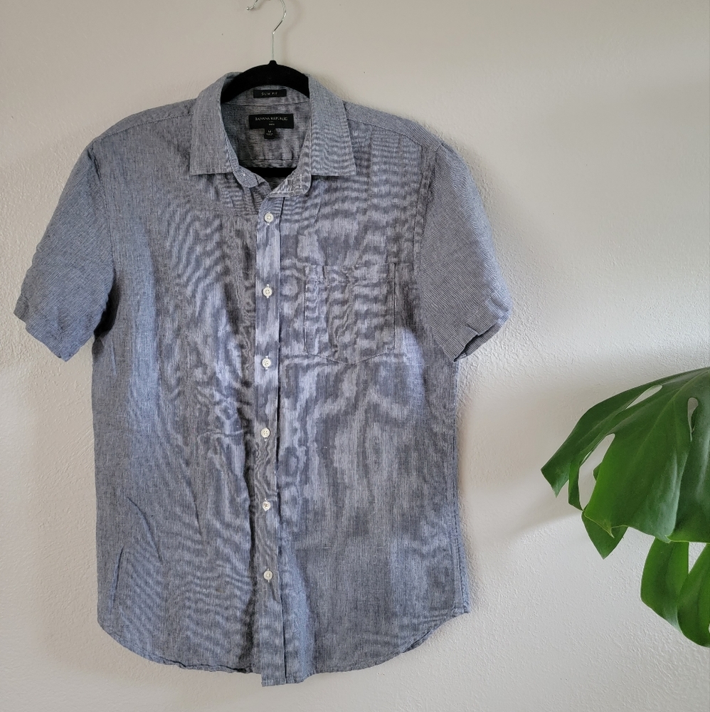 Banana Republic Short Sleeve Linen Button Down
